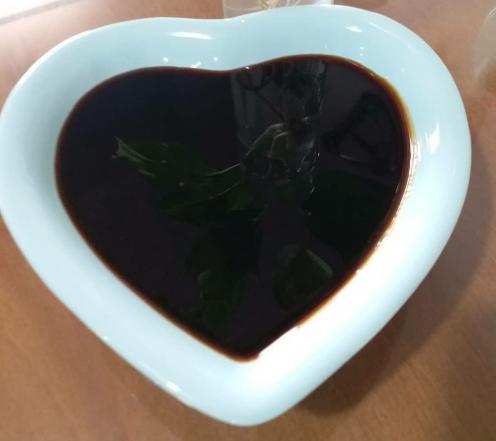 بررسی چند خاصیت شیره انگور